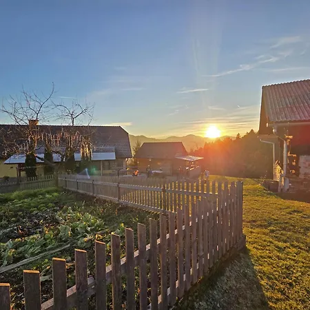 Turisticna Kmetija Susek Alojamento de Turismo Rural Muta